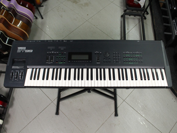 YAMAHA SY99 синтезатор Б/У. Музыка обретет еще больше мощи и энергии. 